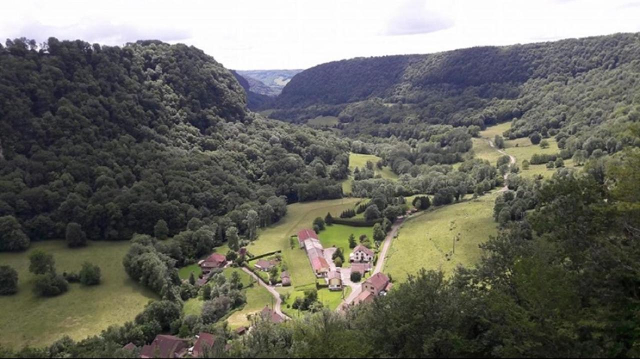 Gite Des Reculees Ladoye-sur-Seille Экстерьер фото